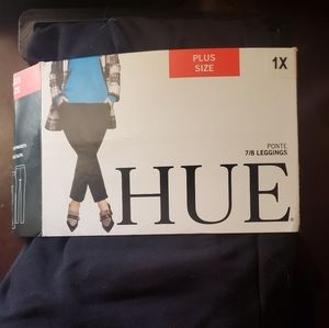 HUE 1X Black Leggings